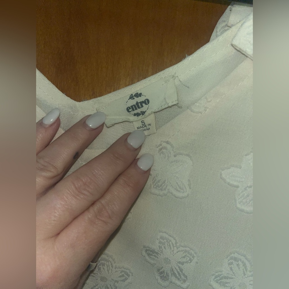 Entro Cream Ruffled Blouse - Picture 4 of 4